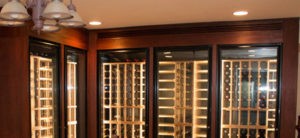 imagen de vinoteca en madera